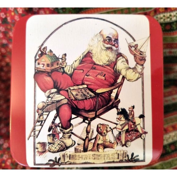 SET/3 Santa Tins, Square Graduating Tins, Santa in Toy Workshop, Santa Gifts - Picture 5 of 9